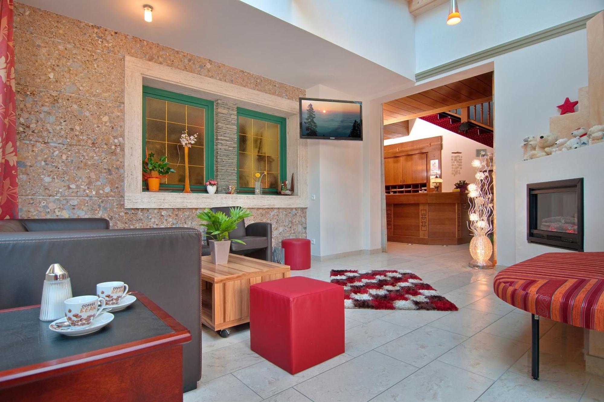 Erlebnis-Hotel-Appartements Latschach ober dem Faakersee Εξωτερικό φωτογραφία